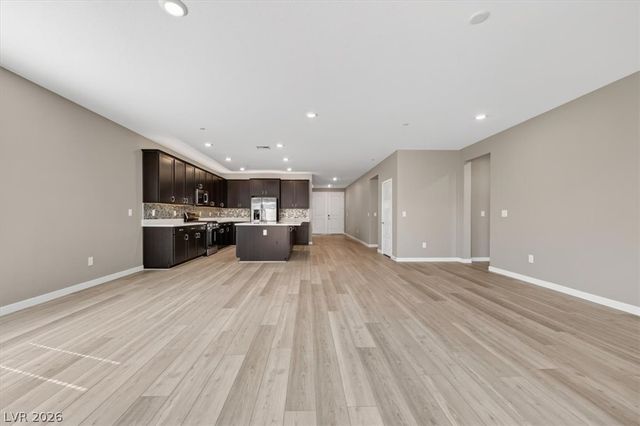 10862 Lewis Pointe Avenue, Las Vegas, NV 89166