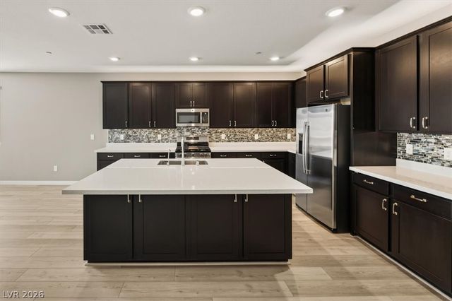 10862 Lewis Pointe Avenue, Las Vegas, NV 89166