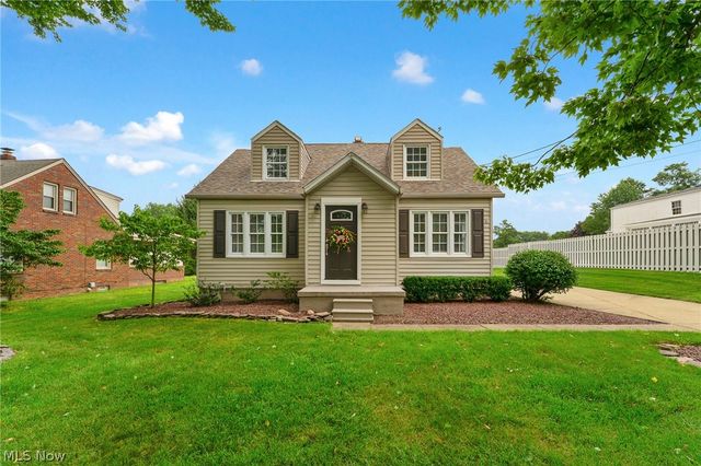 7539 Youngstown Pittsburgh Road, Poland, OH 44514