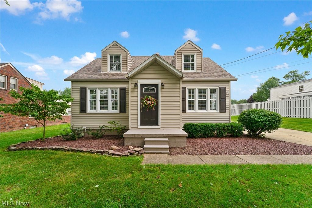 7539 Youngstown Pittsburgh Road, Poland, OH 44514
