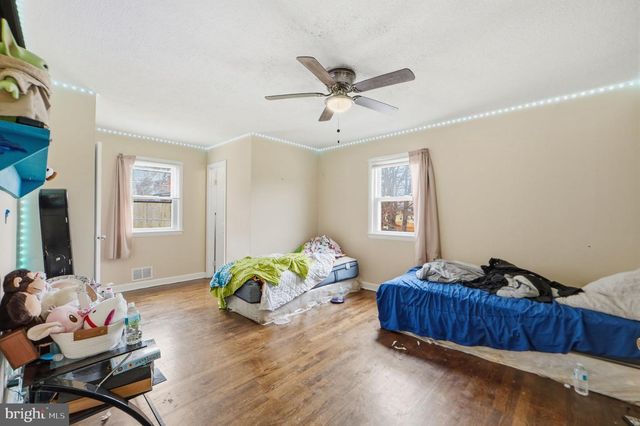 7421 HENDRICKS DR, Hyattsville, MD 20784