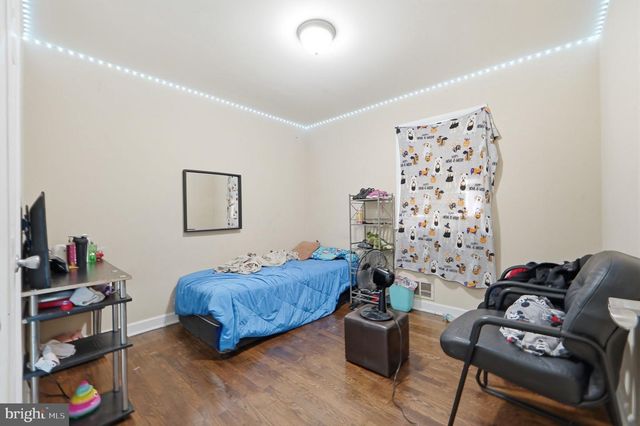 7421 HENDRICKS DR, Hyattsville, MD 20784