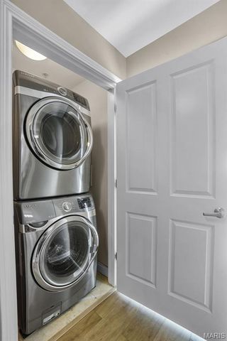 4909 Laclede Avenue 1104, St Louis, MO 63108