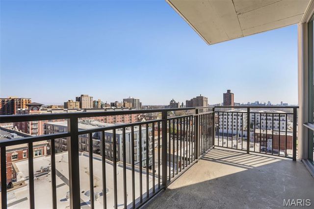 4909 Laclede Avenue 1104, St Louis, MO 63108