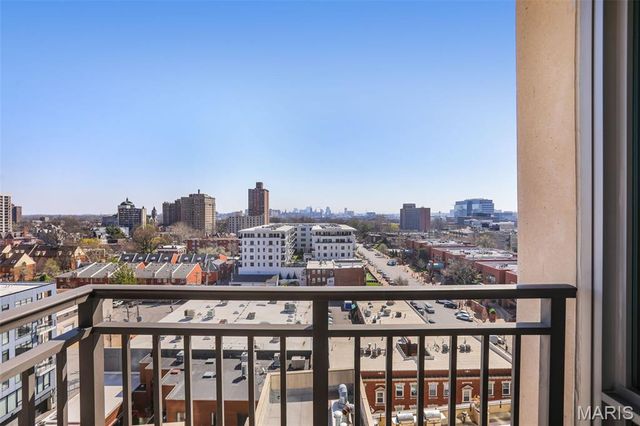 4909 Laclede Avenue 1104, St Louis, MO 63108