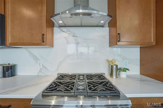 4909 Laclede Avenue 1104, St Louis, MO 63108