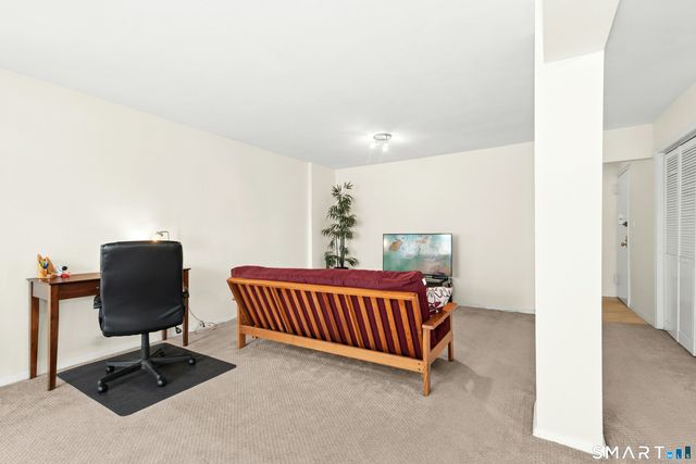 7 4th Street 3C, Stamford, CT 06905