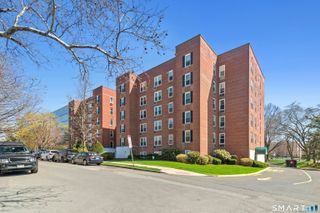 7 4th Street 3C, Stamford, CT 06905