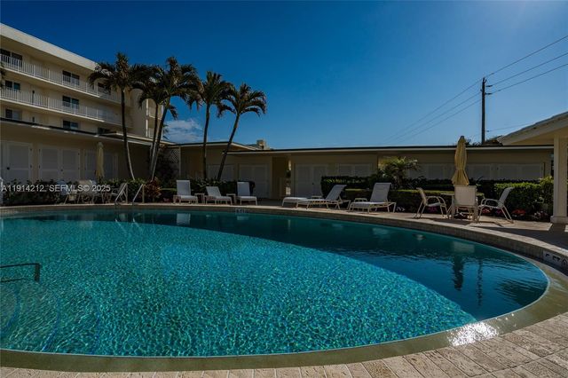 350 Beach Rd 204, Tequesta, FL 33469