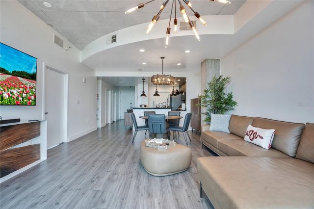 525 E JACKSON STREET 604, Orlando, FL 32801