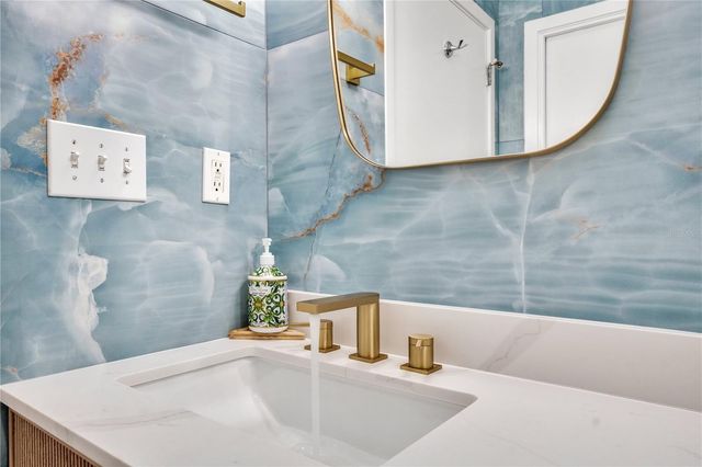 525 E JACKSON STREET 604, Orlando, FL 32801