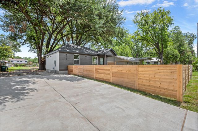 3704 Munson ST 1, Austin, TX 78721