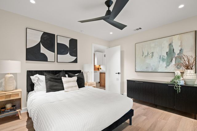 3704 Munson ST 1, Austin, TX 78721