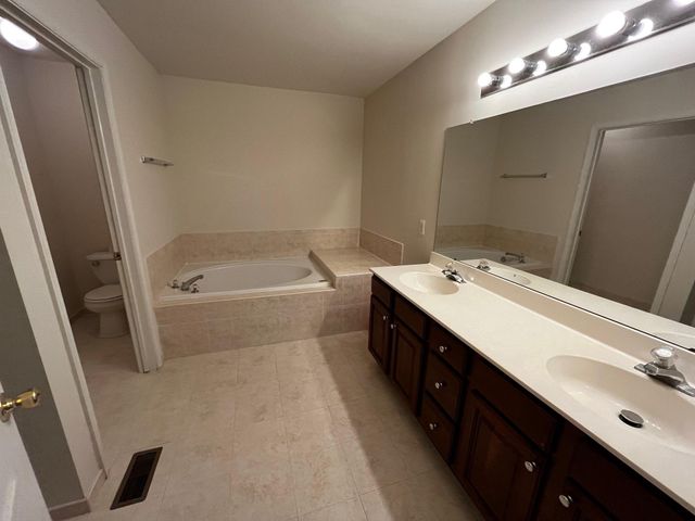 244 S AZALEA CT, Glen Mills, PA 19342