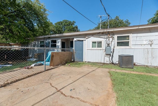 2212 David Drive 2214, Fort Worth, TX 76111