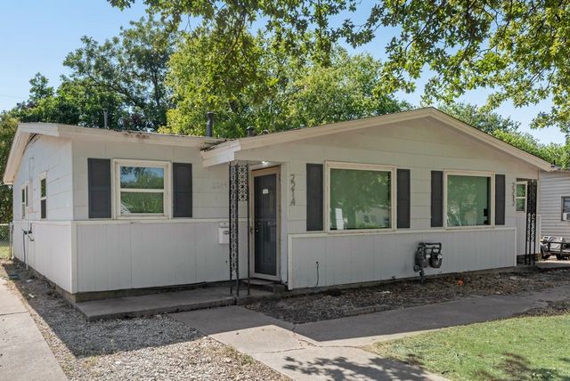 2212 David Drive 2214, Fort Worth, TX 76111