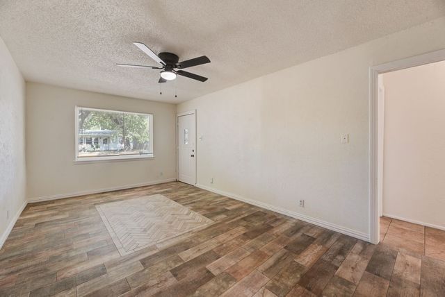 2212 David Drive 2214, Fort Worth, TX 76111