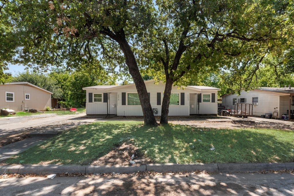 2212 David Drive 2214, Fort Worth, TX 76111