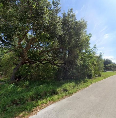 2521 CATFISH COURT, Lake Wales, FL 33898