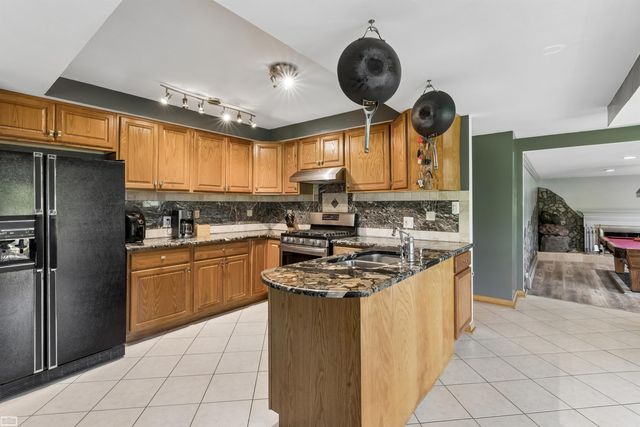 28697 South River Road, Harrison Twp, MI 48045