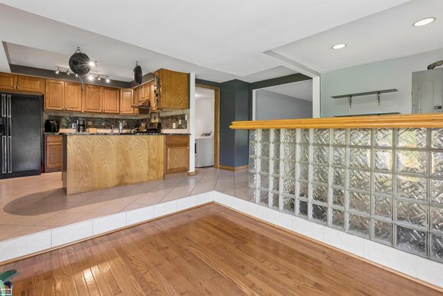 28697 South River Road, Harrison Twp, MI 48045
