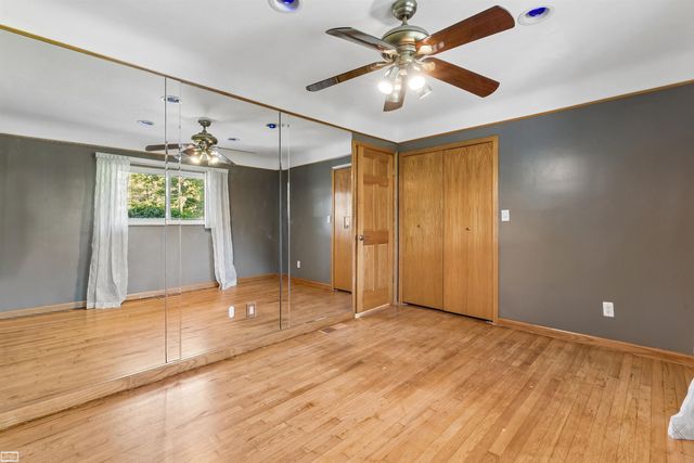 28697 South River Road, Harrison Twp, MI 48045
