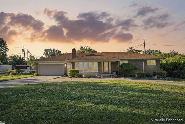28697 South River Road, Harrison Twp, MI 48045