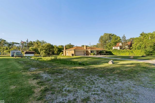 28697 South River Road, Harrison Twp, MI 48045