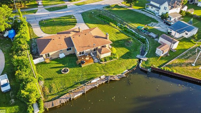 28697 South River Road, Harrison Twp, MI 48045
