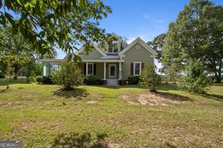 402 Tom Bell Road, Milner, GA 30257