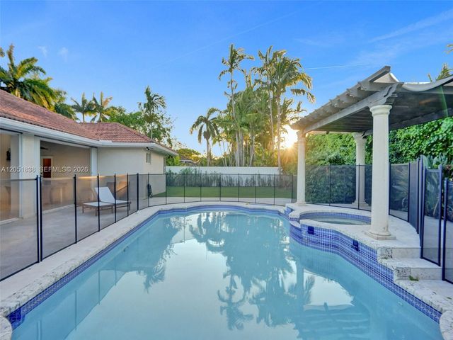 12401 SW 77th Street 12401, Miami, FL 33183