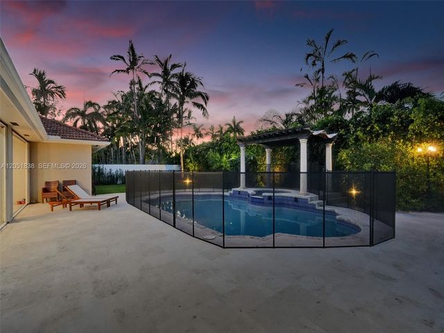 12401 SW 77th Street 12401, Miami, FL 33183