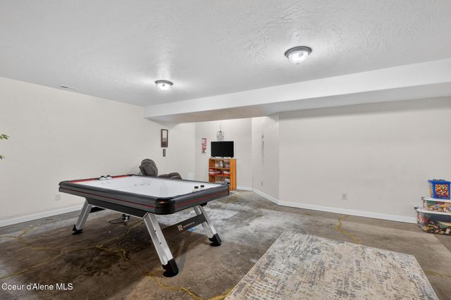 2652 W RENOIR DR, Coeur D'alene, ID 83815