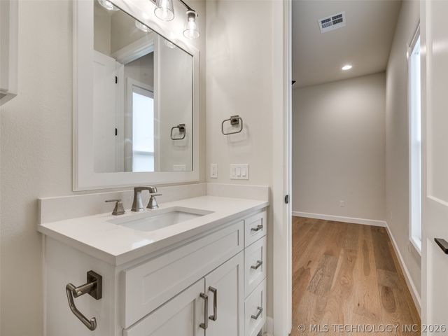 11909 S Vandalia Avenue, Tulsa, OK 74137