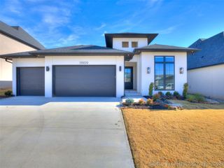 11909 S Vandalia Avenue, Tulsa, OK 74137