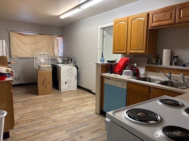 717 W Broadway Avenue, Moses Lake, WA 98837