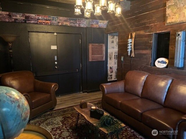717 W Broadway Avenue, Moses Lake, WA 98837