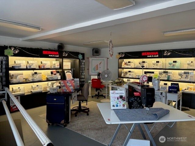 717 W Broadway Avenue, Moses Lake, WA 98837
