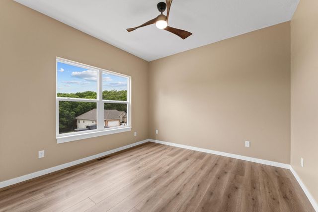 1296 Mule Barn Drive, Cape Fair, MO 65624