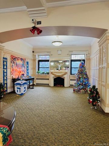 92-05 Whitney Avenue A27, Elmhurst, NY 11373