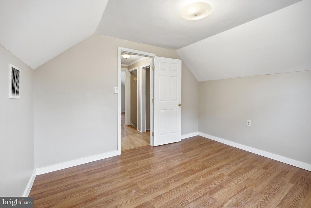 Image 18 of property listing at 9637 MASON AVE, Parkville, MD 21234