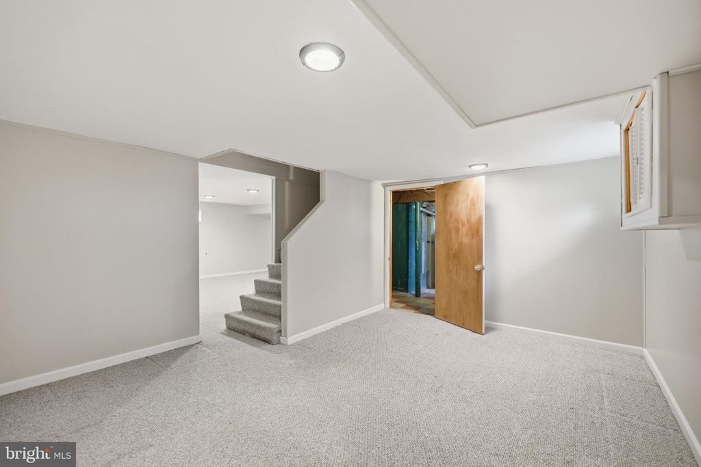 Image 23 of property listing at 9637 MASON AVE, Parkville, MD 21234