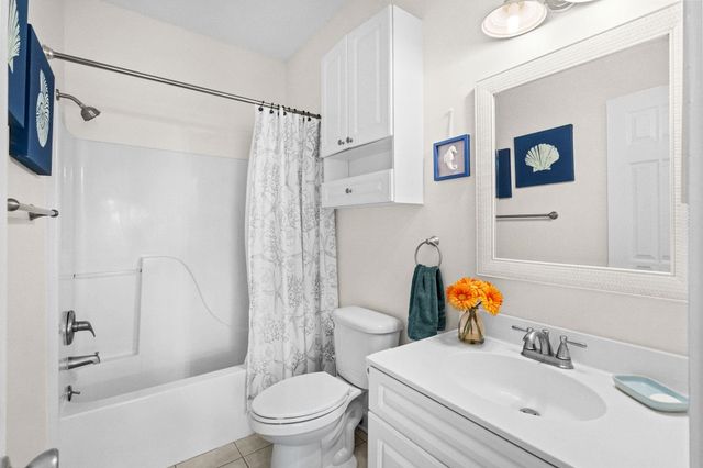4661 Wild Iris Dr Apt 204, Myrtle Beach, SC 29577