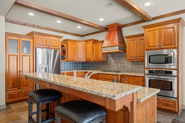9114 N 100th Street E, Owasso, OK 74055