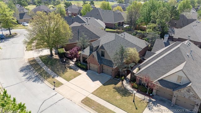 9114 N 100th Street E, Owasso, OK 74055