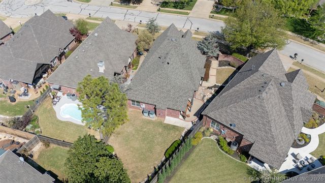 9114 N 100th Street E, Owasso, OK 74055