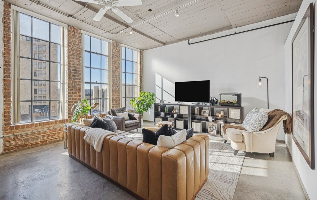 1122 Jackson Street 306, Dallas, TX 75202