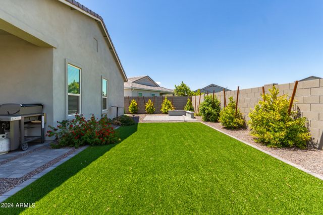 10472 W Adam Avenue, Peoria, AZ 85382
