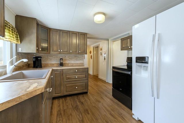 W5317 ELMWOOD ROAD, Menomonie, MI 49858