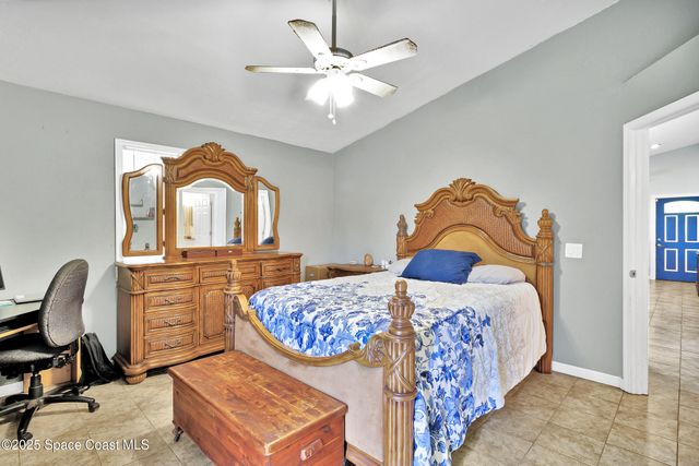 1845 SW 13th Place SW, Vero Beach, FL 32962